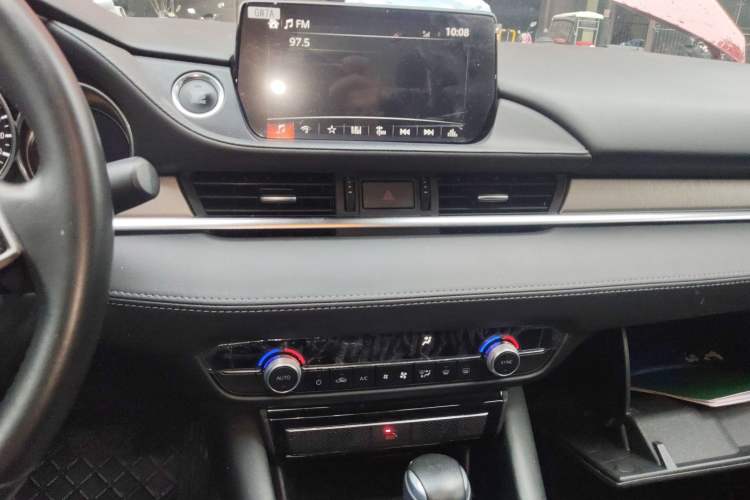 Used Mazda Atenza 2021 2.0L Blue Sky Luxury Edition Audio And AC Panel