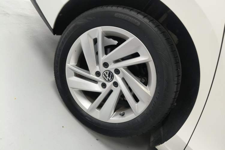 Used Volkswagen Lamando 2022 Lingdu L 280TSI DSG Spicy Edition Right Rear Wheel Hub