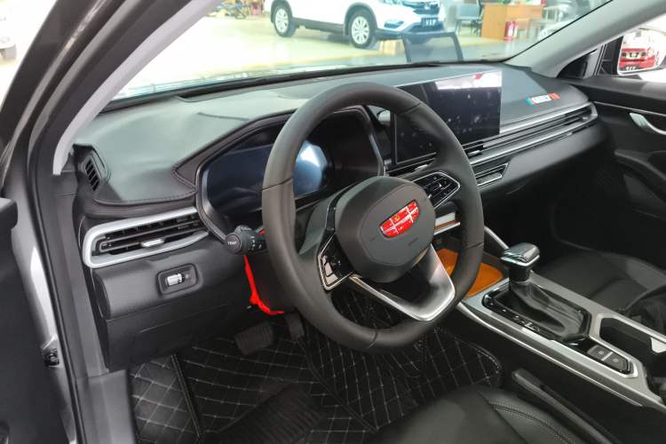 Used Geely Auto Emgrand 2025 4th Generation 1.5L CVT Longteng Edition
