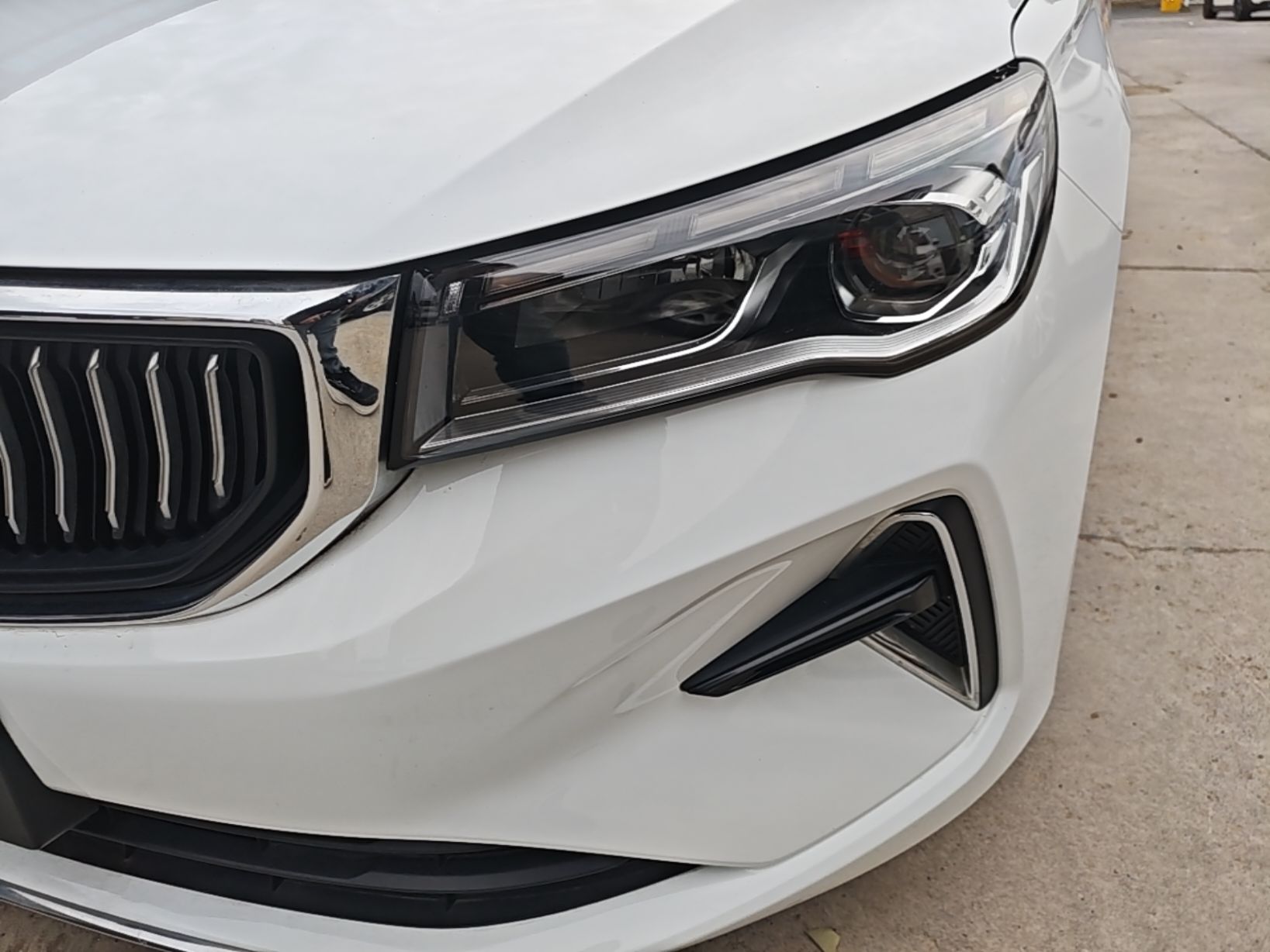 Geely Auto Emgrand 2022 4th Generation 1.5L Manual Luxury Model — снимка 8