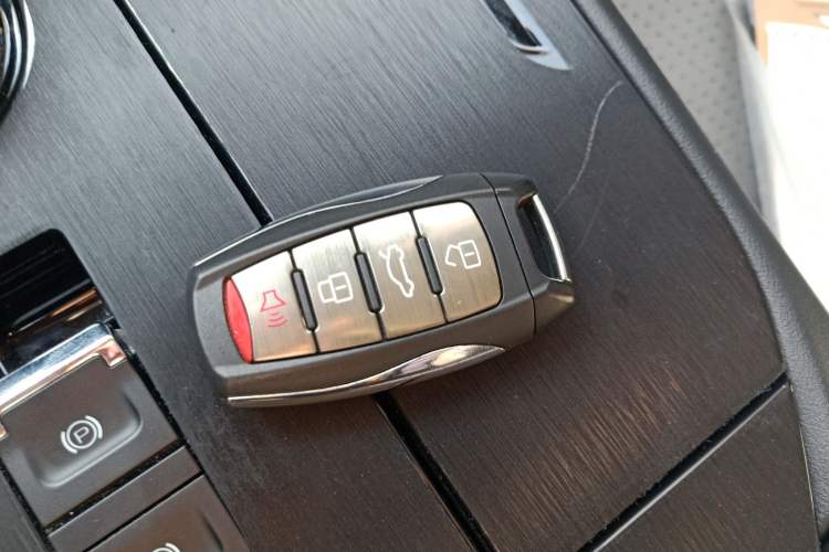 Used Haval H6 2021 3rd Generation 1.5T Automatic Two-Wheel-Drive Supreme Vehicle Key