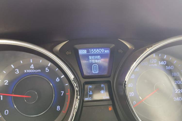 Used Hyundai Elantra (5th Generation / Langdong) 2012 1.6L Manual Leading Model