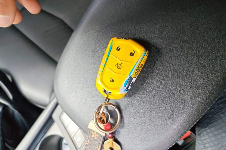 Used Cadillac XT5 2021 2.0T Two-Wheel Drive Luxury Version Vehicle Key