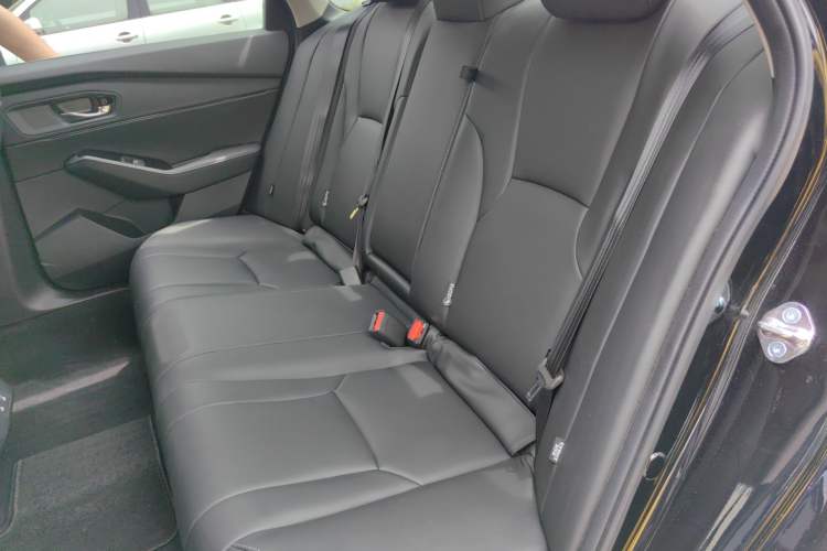 Used Honda Inspire 2023 260TURBO Deluxe Edition Left Rear Seat