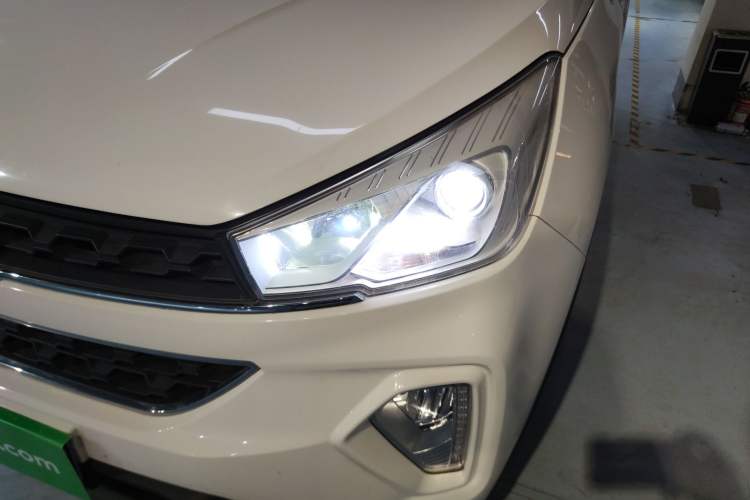 Used Wuling Hongguang S3 2019 Automatic Clutch Version 1.5L Manual Luxury Model China V Standard