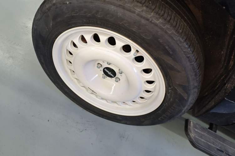 Used Land Rover Defender 2022 90 3.0T P400 XS Exterior 5