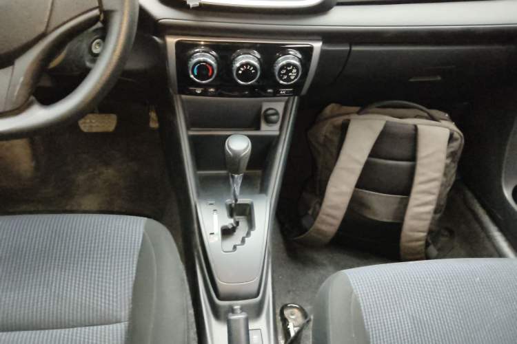 Used Toyota YARiS L Zhi Xuan 2016 Revised 1.5E CVT Charming Edition