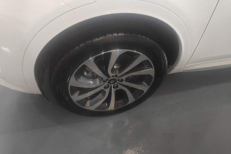 Used Land Rover Discovery Sport 2024 Performance Tech Edition
