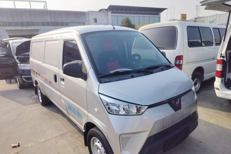 Used Wuling EV50 2021 Van Logistics Vehicle - Huishitong Penghui 43.2 kWh Li-Ion Electric Control System
