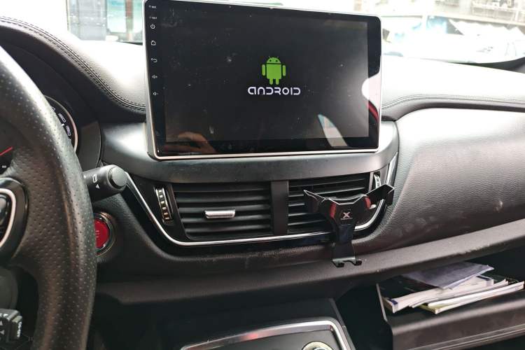 Used Land Xiaoyao 2018 1.5GTDI CVT Panoramic Silver Edition Audio And AC Panel