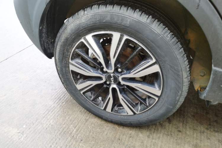 Used Kia kx1 Stonic 2021 1.4L CVT Sunroof Model