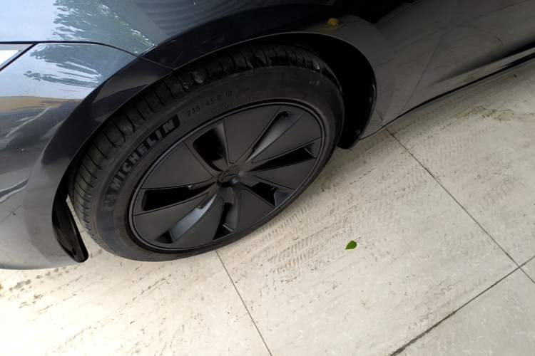 Used Tesla Model 3 2023 Rear-Wheel-Drive Version