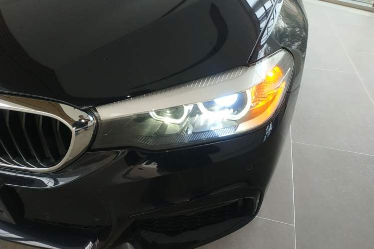 Used BMW 5 Series 2018 525Li M Sport Package