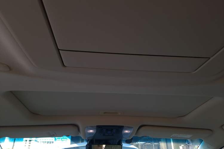 Used Toyota Alphard 2019 Dual-Engine 2.5L Luxury Edition