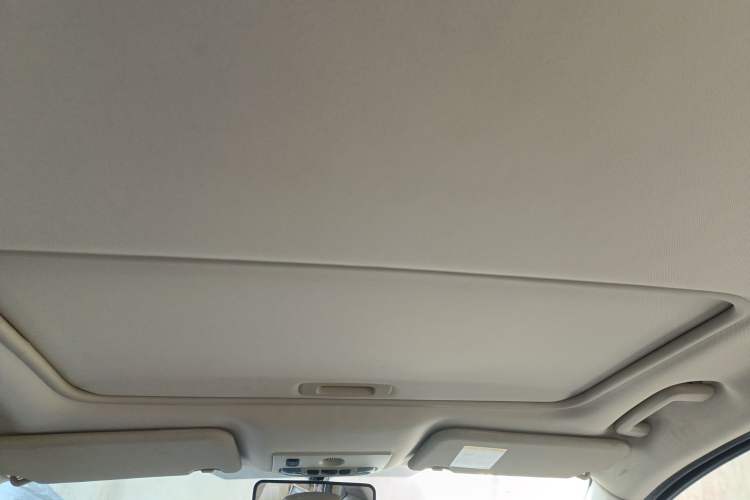 Used Ford Mondeo 2011 2.0L GTDi 200 Fashion Edition Headliner