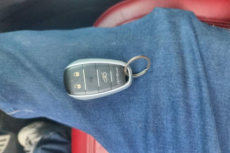 Used Alfa Romeo Giulia 2017 2.0T 200HP Luxury Edition