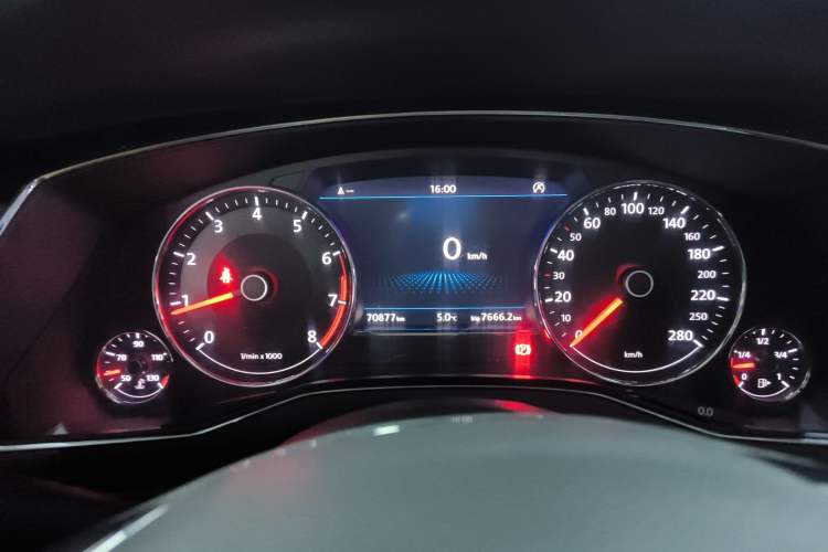 Used Volkswagen Phideon 2018 Revised Version 380TSI Two-Wheel Drive Business Edition
