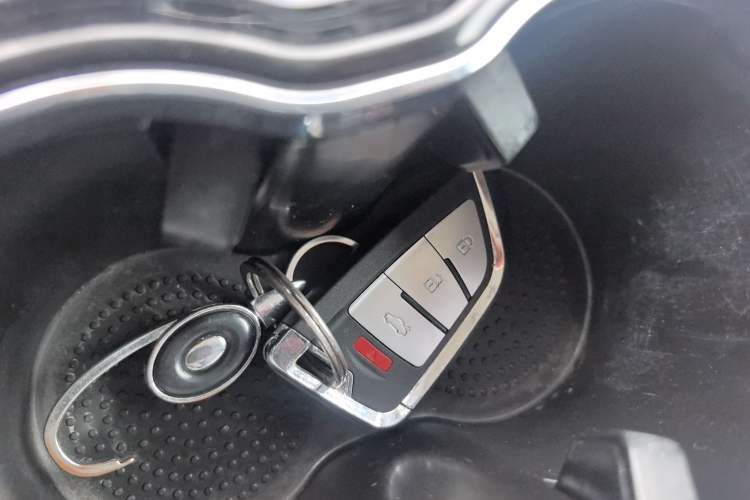 Used BAIC Off-Road BJ20 2016 1.5T CVT Luxury Model Vehicle Key