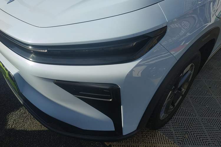 Used Livan Livan 7 2023 605 km ZHU FENG