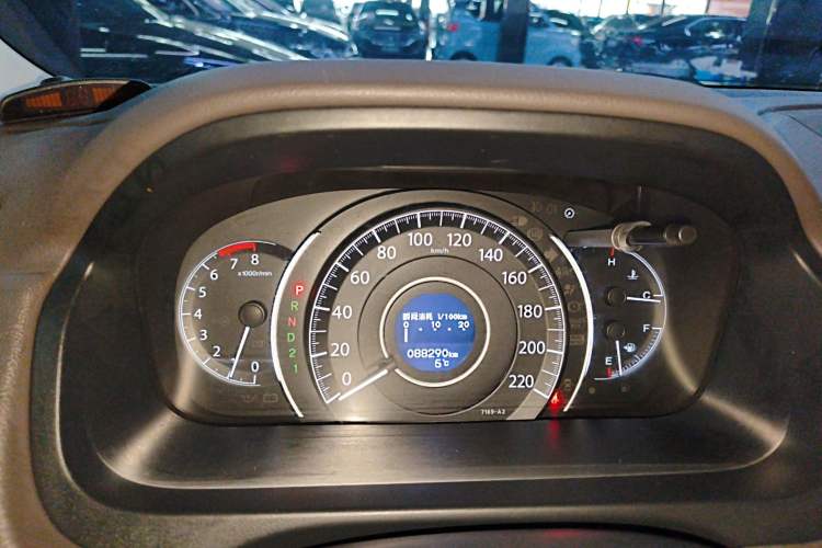 Used Honda CR-V 2012 2.0L two-wheel drive urban version