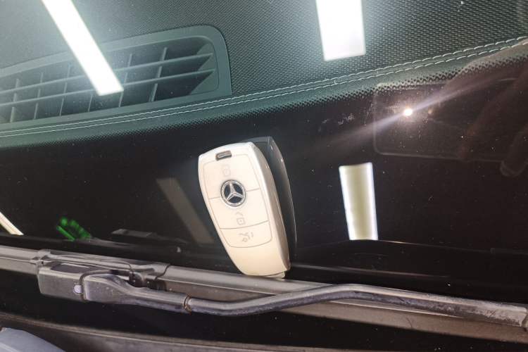 Used Mercedes-Benz E-Class 2019 Restyled E 300 L Sporty and Stylish Edition