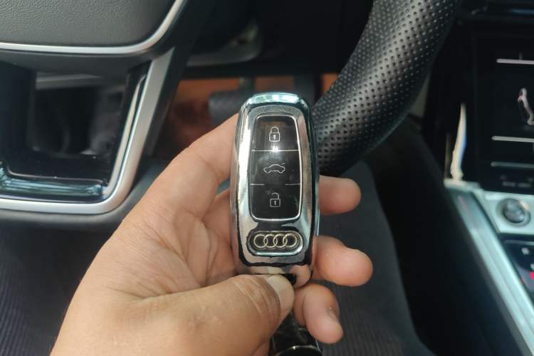 Used Audi e-tron 2021 50 quattro Prestige Edition
