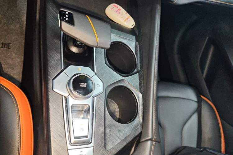 Used CHANGAN UNI-V 2023 1.5T Prestige Model
