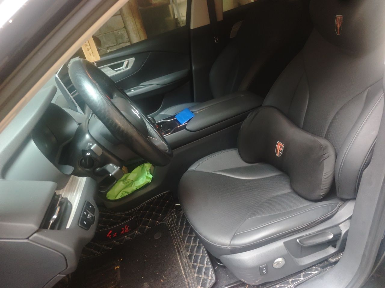 Hongqi E-QM5 2023 560km PLUS — снимка 15