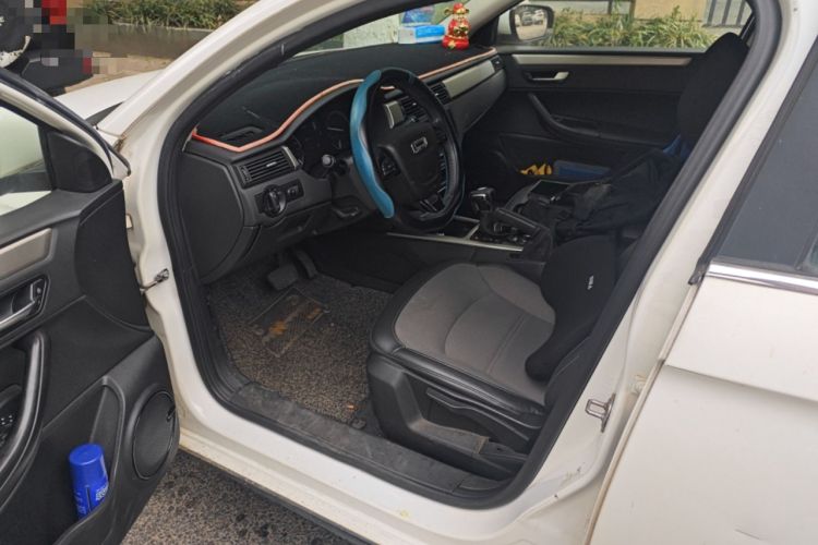 Used Qoros 3 2016 Urban SUV 1.6T Automatic Zhiyue Model