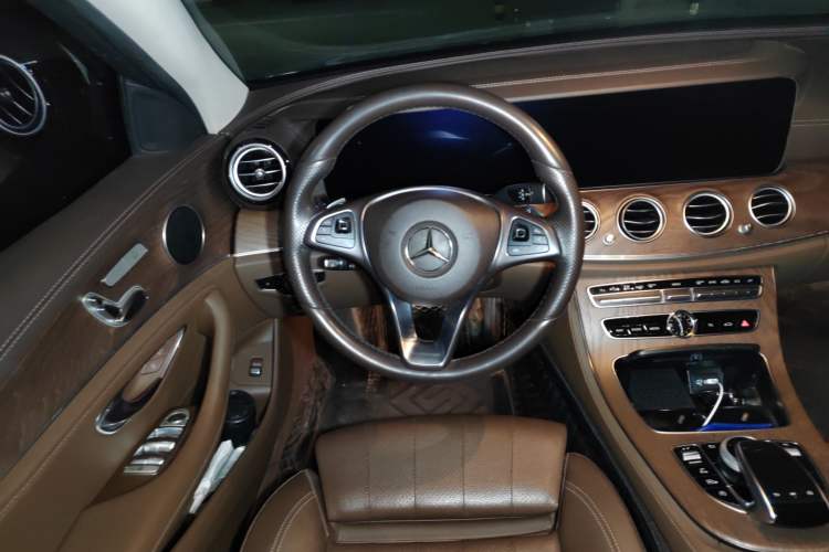 Used Mercedes-Benz E-Class 2018 Facelift E 200 L