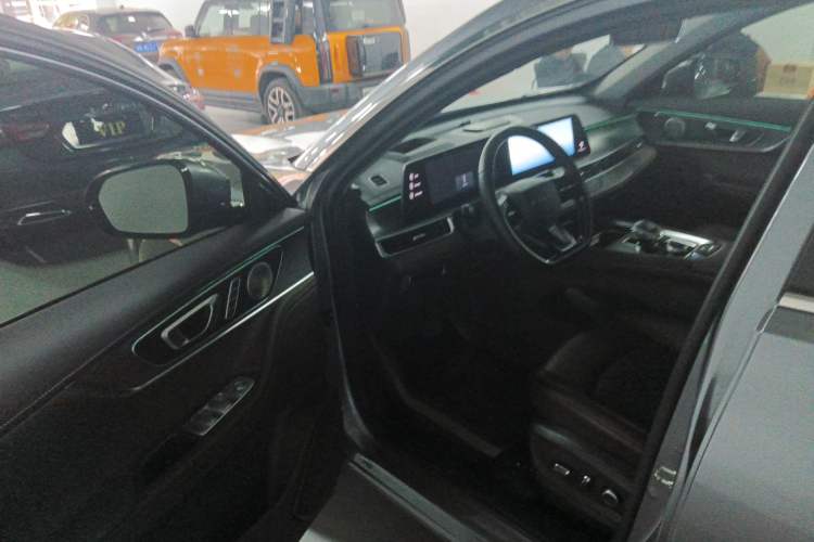 Used Chery Tiggo 8 PRO 2024 Champion Edition 290T Two-Wheel Drive Peak Version 7 Seats
