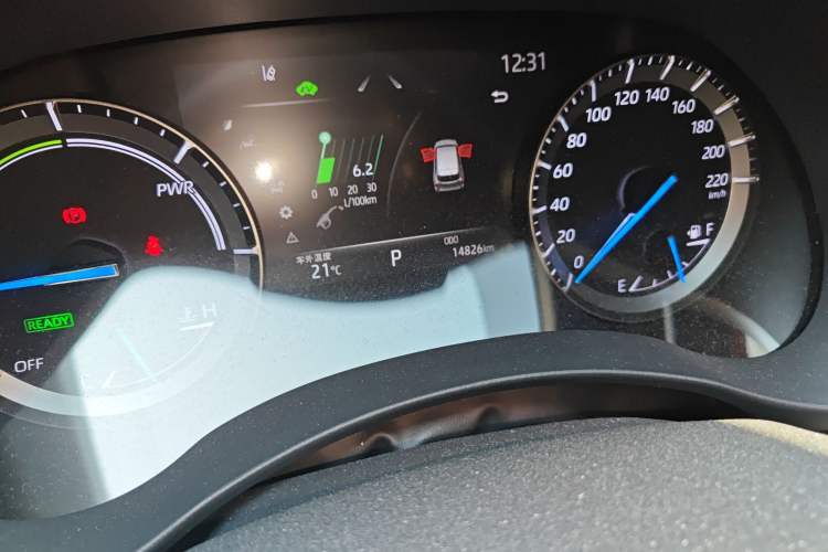 Used Toyota Highlander 2022 Dual-Engine 2.5L Four-Wheel Drive Prestige Version 7 Seats
