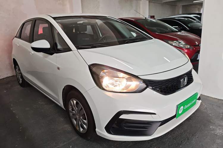 Used Honda Fit 2021 1.5L CVT Trend Edition Front Right 45 Deg