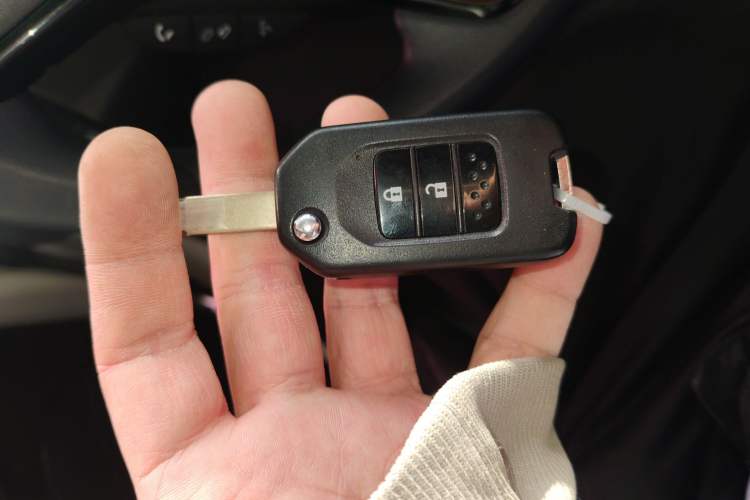 Used Honda Vezel 2020 1.5L CVT Pioneer Edition