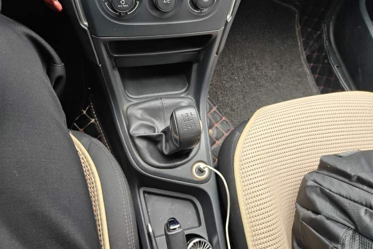 Used Peugeot 308 2014 Enjoy Edition Classic 1.6L Manual YouShang Model Gear Lever