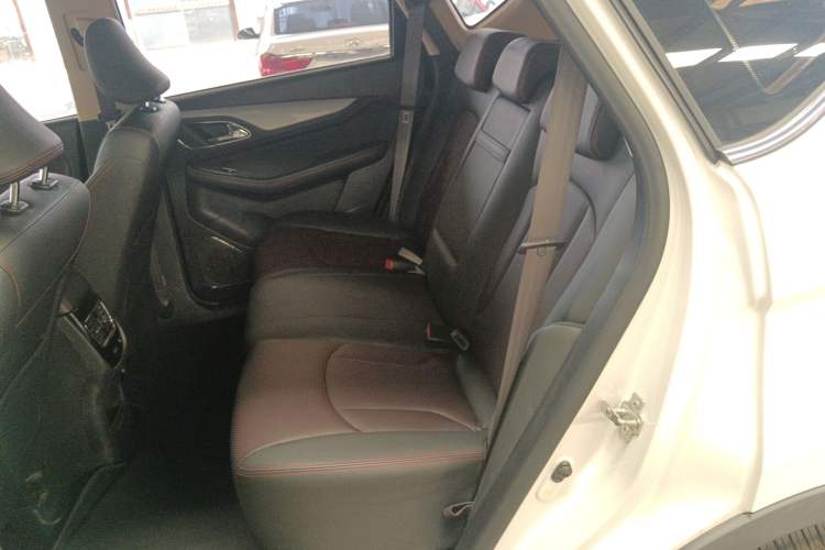 Used Baojun 560 2016 1.8L iAMT Luxury Model
