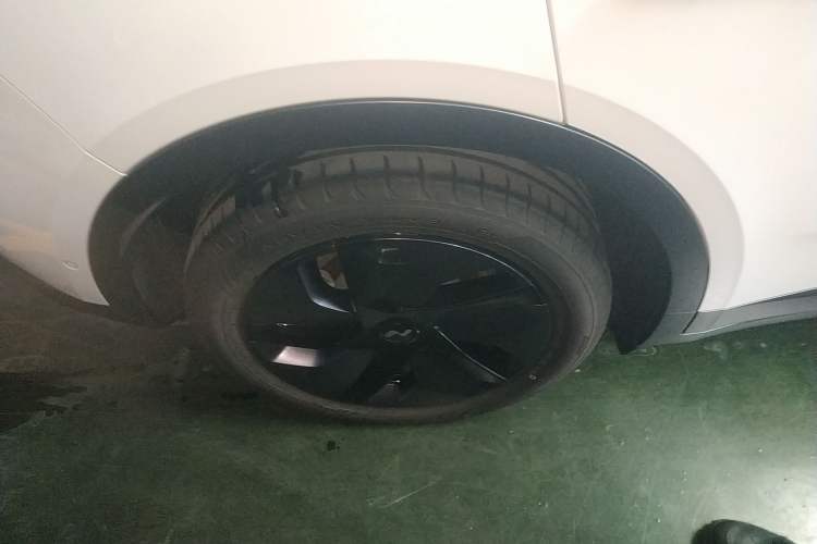 Used ONVO L60 2024 60 kWh Rear-Drive Version
