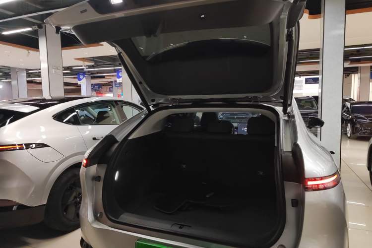 Used XPeng G6 2025 625 Long-Range Max Flagship Edition