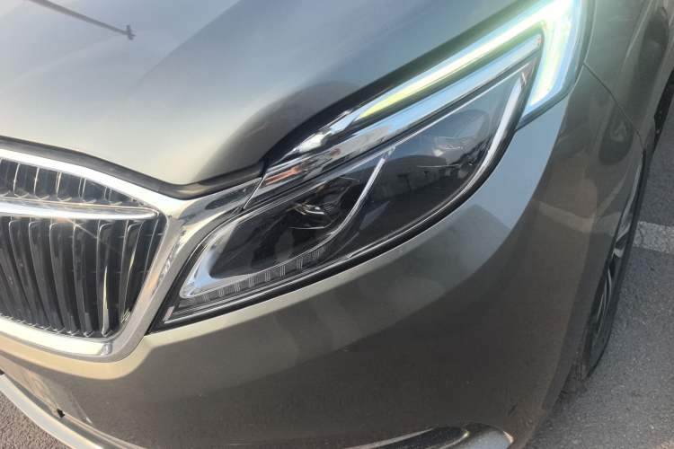 Used Buick GL8 2018 ES 28T Luxury Model China VI Standard
