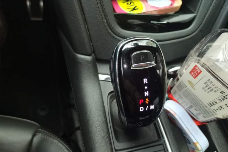 Used Cadillac XT6 2021 2.0T 7-Seater Four-Wheel Drive Luxury Version Gear Lever