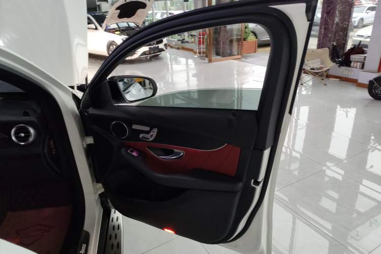 Used Mercedes-Benz GLC Coupe 2021 GLC 300 4MATIC Coupe SUV