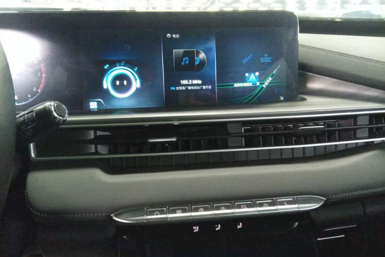 Used Chery Tiggo 8 PLUS 2021 290TGDI DCT Haoting Edition