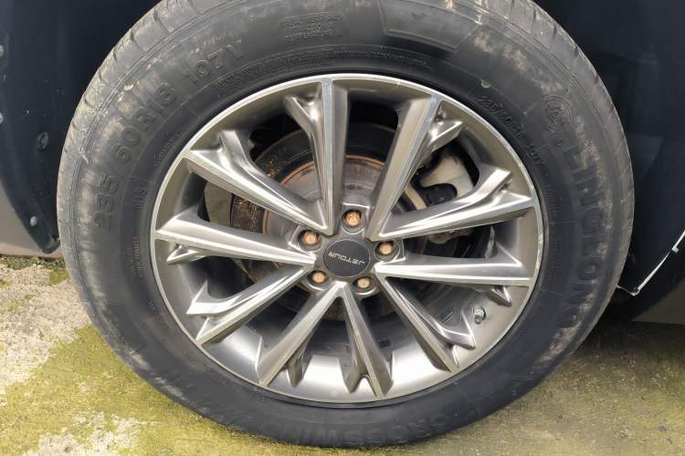 Used JETOUR X90 2019 1.6T DCT Smart Travel Edition 5 Seats China VI Standard