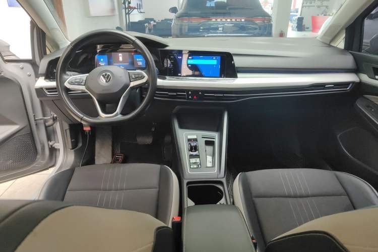 Used Volkswagen Golf 2021 280TSI DSG 30th Anniversary Edition
