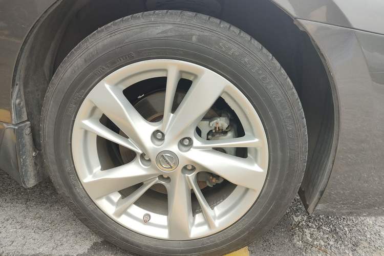 Used Nissan Teana 2015 2.0L XL Upper Champions League Tech Edition Right Front Wheel Hub