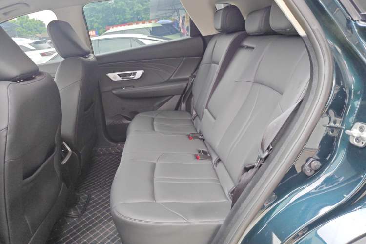 Used Dongfeng Aeolus Huge 2022 Mach Dual-Motor 1.5T MHD Dare-to-Dream Edition