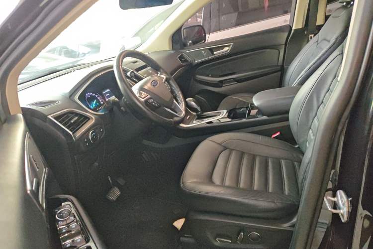 Used Ford Edge 2015 2.0T GTDi Two-Wheel-Drive High-Line Version Left Front Seat