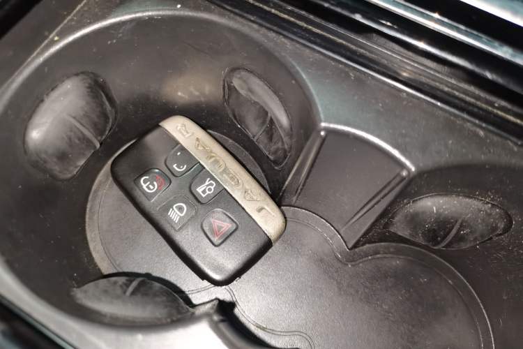 Used Jaguar XEL 2019 2.0T 250 PS Premium Edition