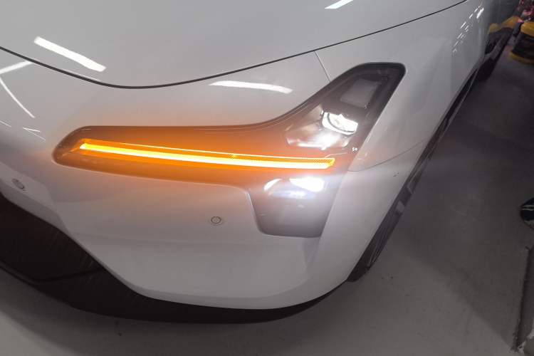 Used XPeng MONA M03 2025 600 with Ultra-Long Range Max Left Front Headlight