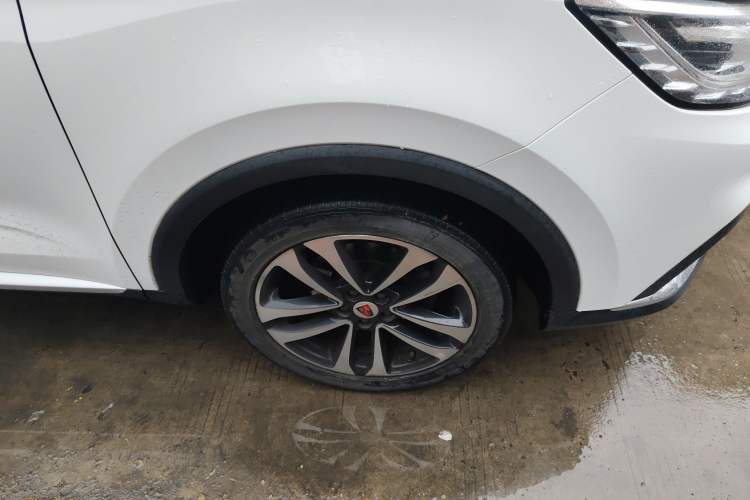Used Roewe RX3 2020 1.6L CVT 4G Connected Ultra-Cool Flagship Edition Right Front Wheel Hub